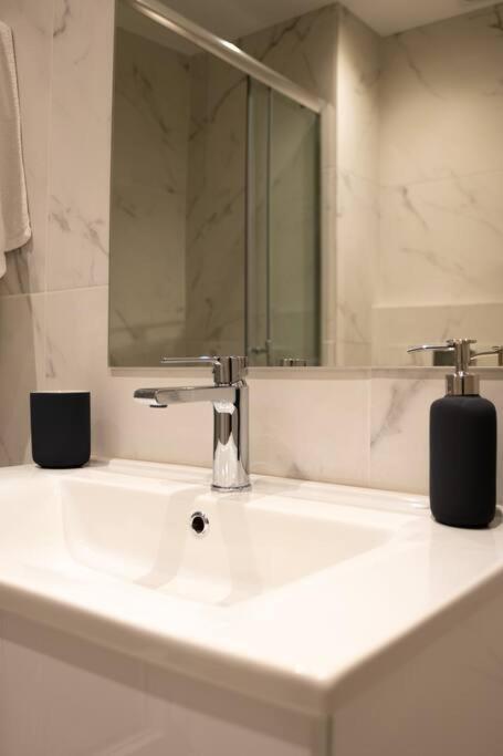 A11 Pristine & Comfy Near Plaka & Parthenon *